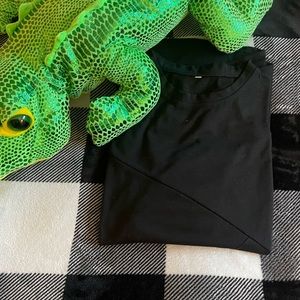 Men’s Fashion black top
